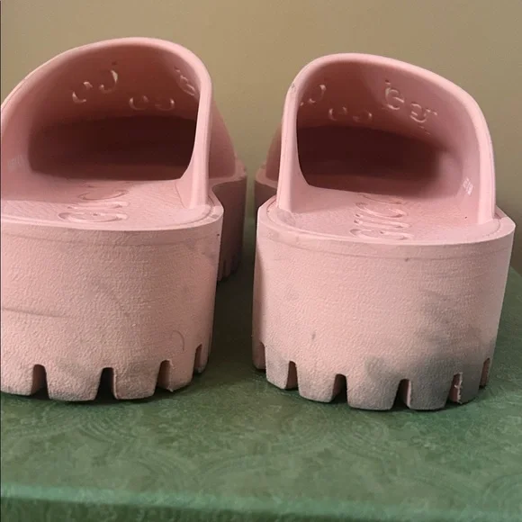 Gucci Blush Pink Perforated Clogs - Picture 6 of 6